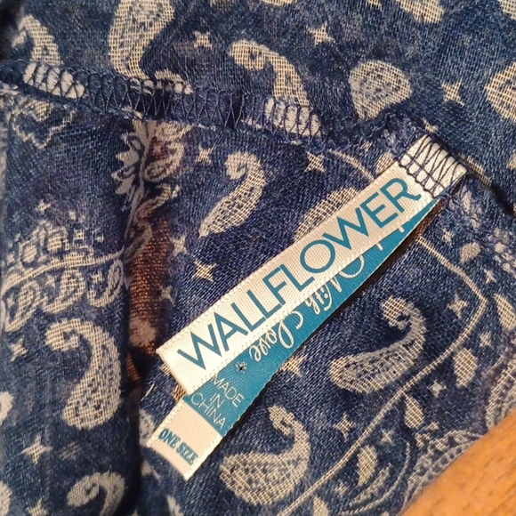 Infinity Scarf - Picture 3 of 3